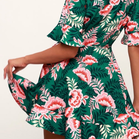 Finders Keepers Ruffle Dress - Picture 5 of 7